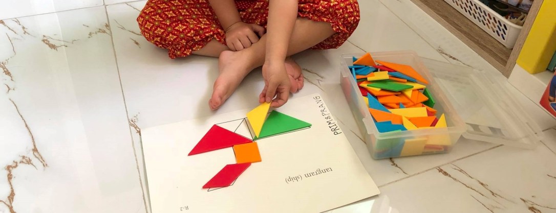 ✦ Tangram Puzzle