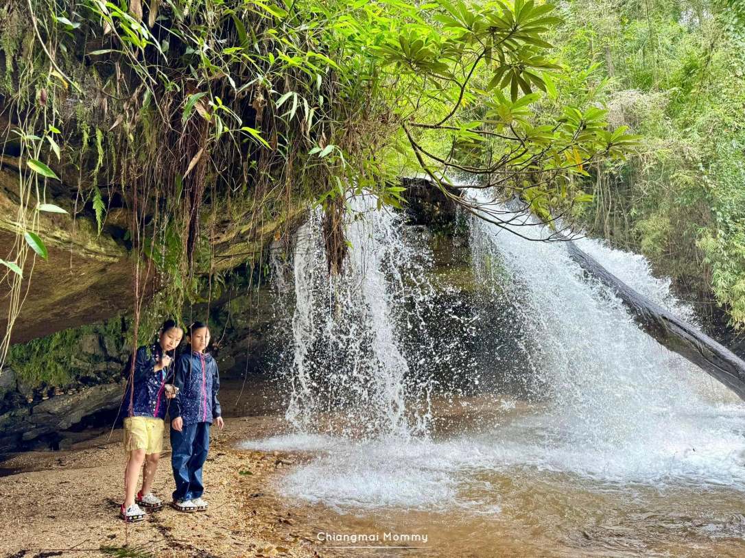 น้ำตกบ้านห้วยหอย