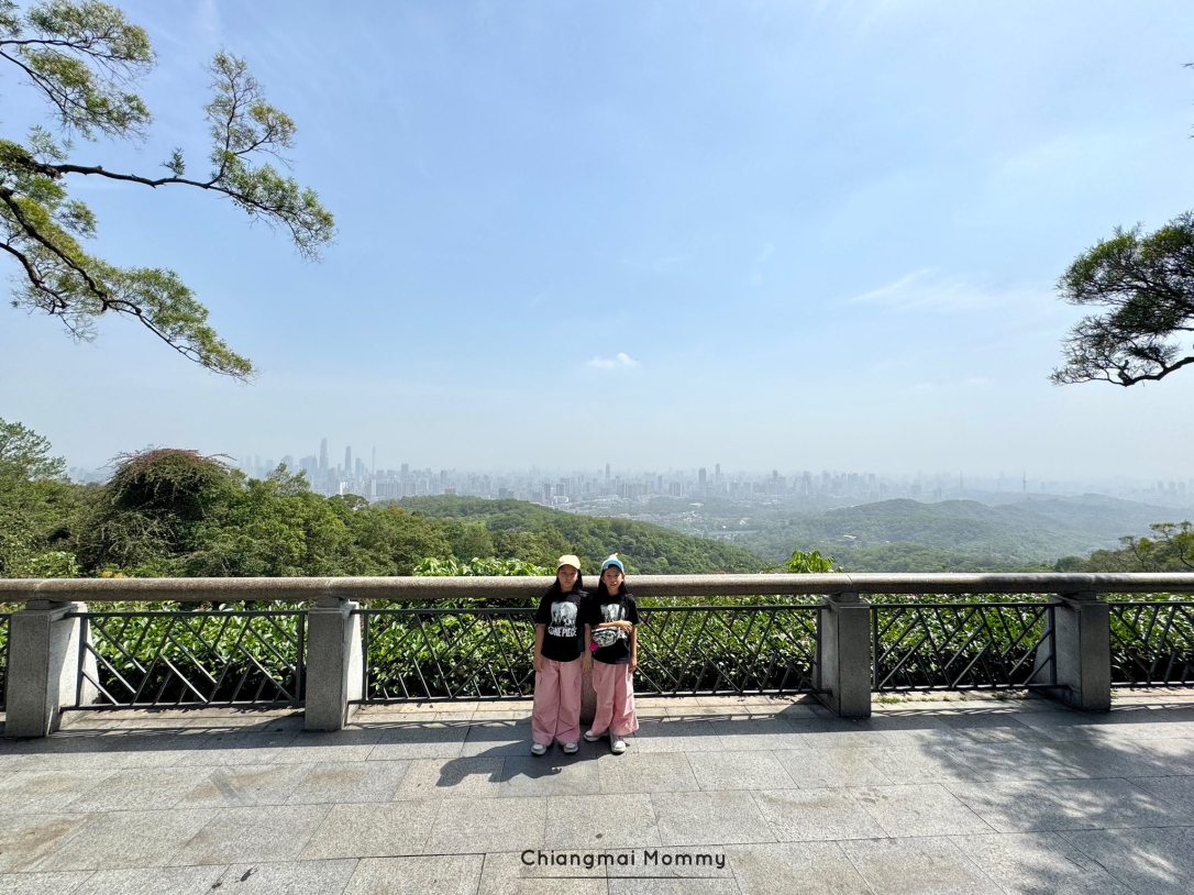 Baiyun Mountain (白云山)